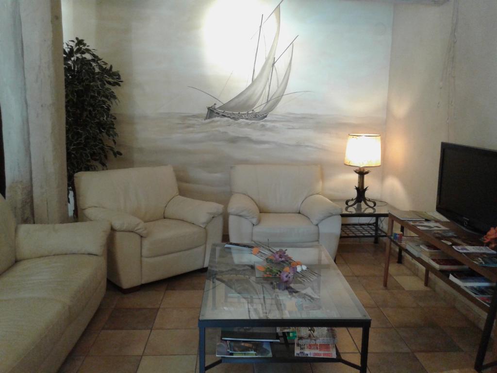 Hotel Zumalabe Mutriku Bagian luar foto