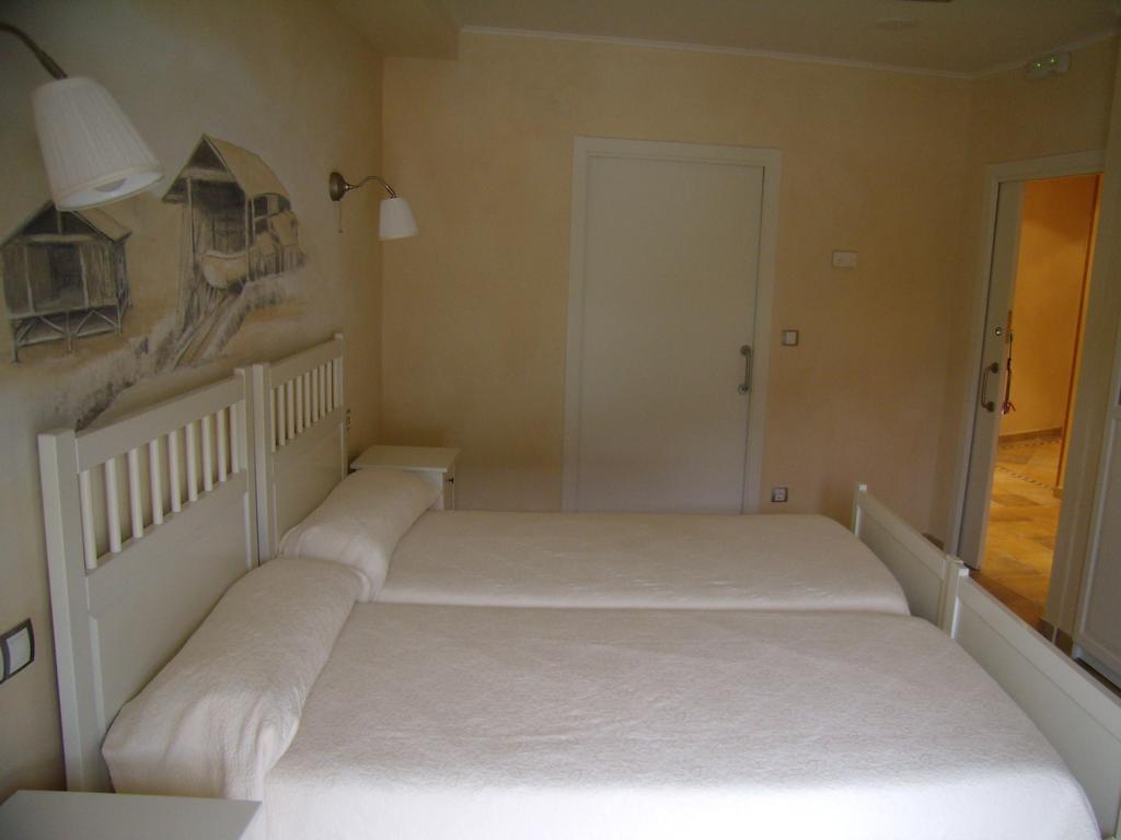 Hotel Zumalabe Mutriku Ruang foto